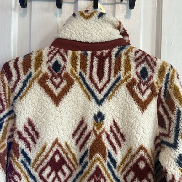 Jacket - Picture 9 of 15